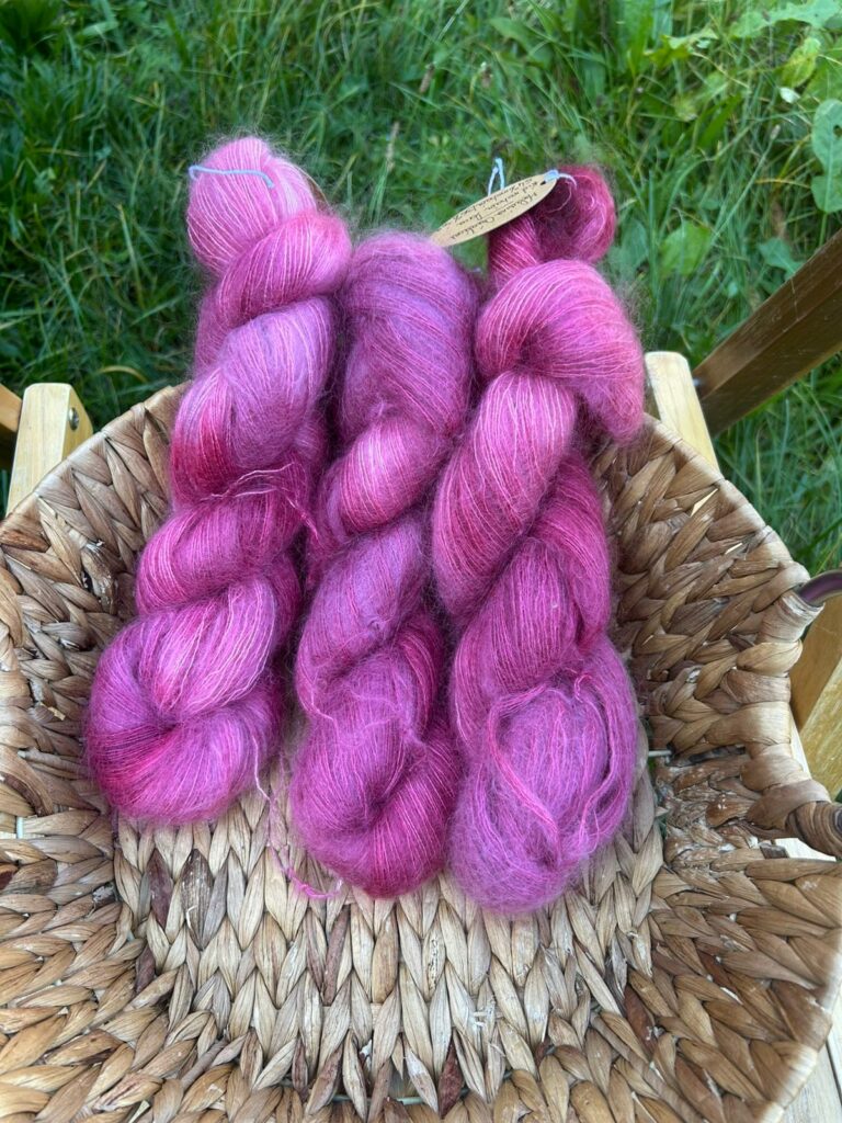 Kid Mohair Lace – Violet pourpre (64% mohair / 36% soie)