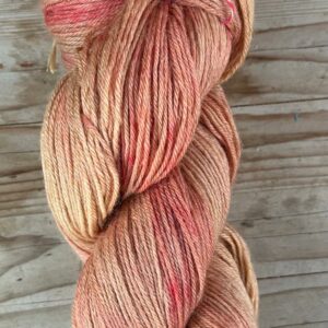 80 % Mérinos & 20 % Bambou non superwash : fingering Garance, bois de campêche
